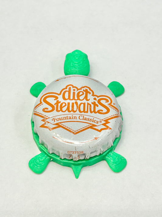 Diet Stewarts Root Beer - Bottle Cap Magnet Turtle