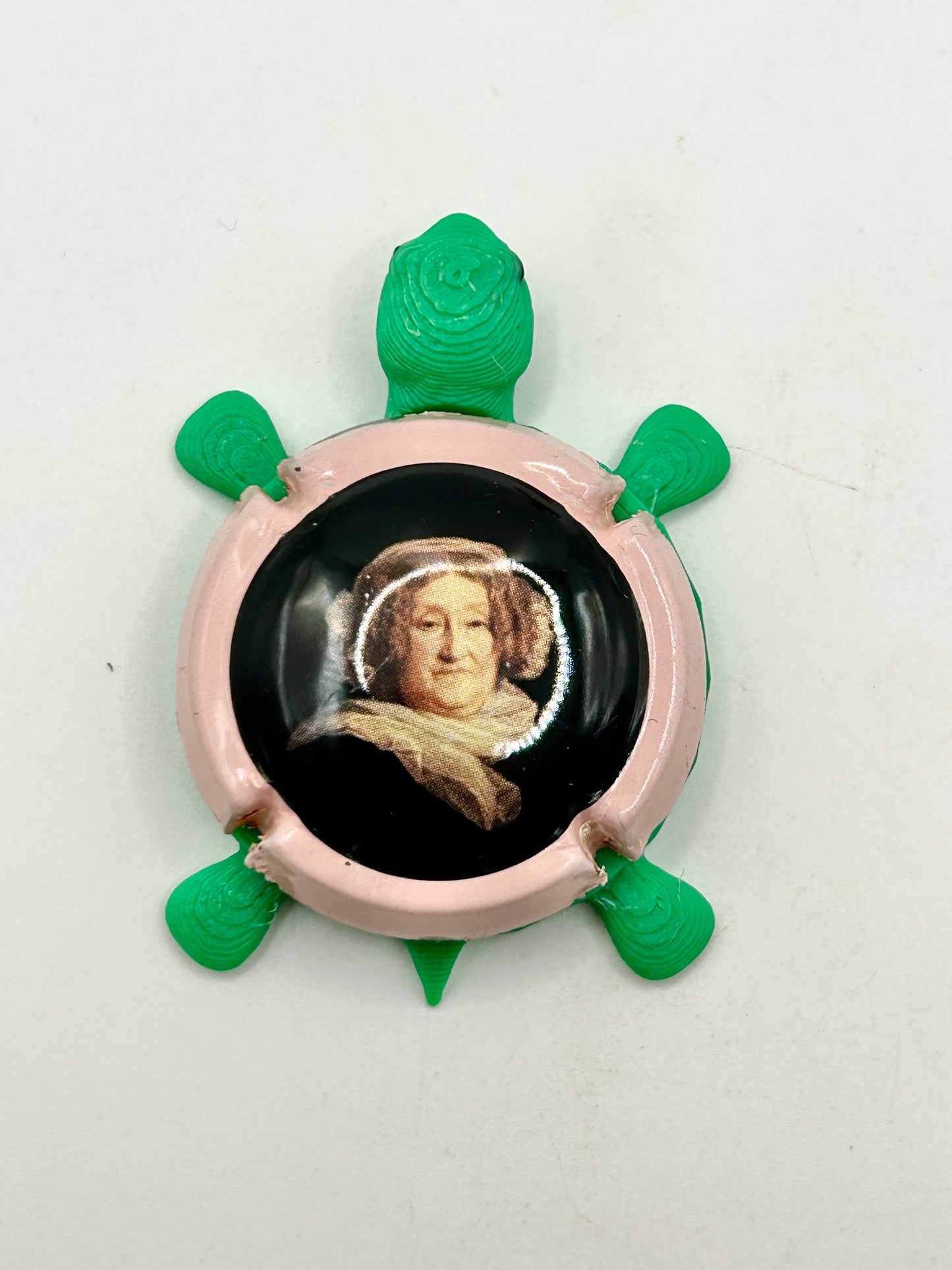 Veuve Clicquot Champagne (Pink) - Bottle Cap Magnet Turtle Shell Shocked Art