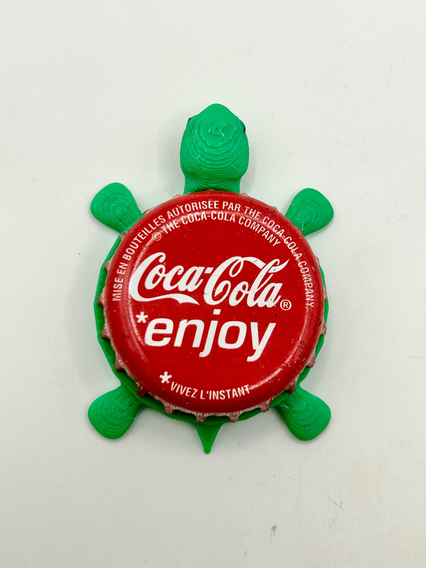 Coca-Cola Enjoy - Bottle Cap Magnet Turtle Shell Shocked Art