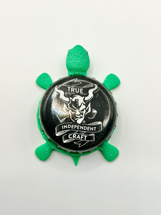 Stone True Independent Craft (Black) - Bottle Cap Magnet Turtle