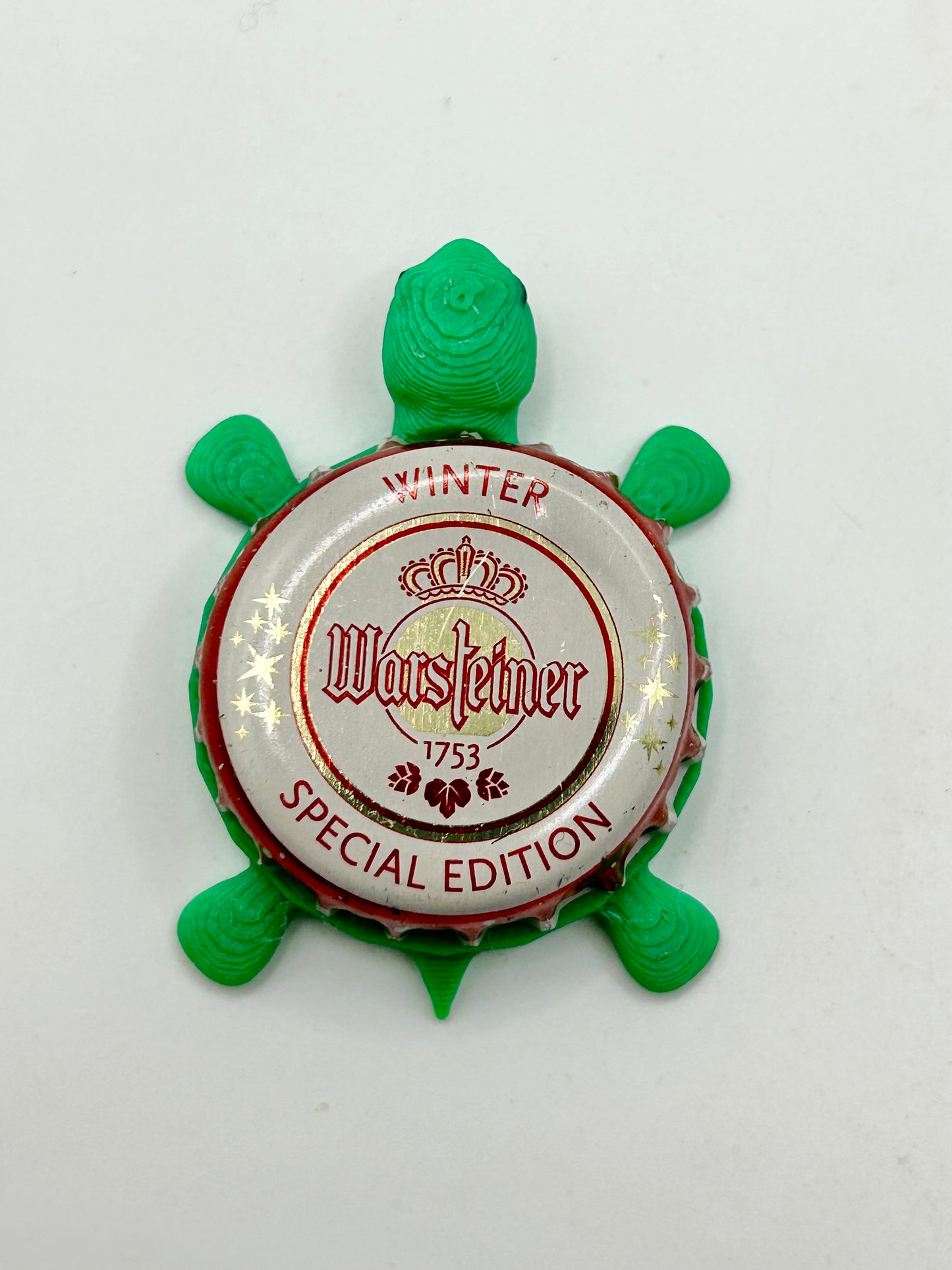 Warsteiner Winter (Special Edition) - Bottle Cap Magnet Turtle Shell Shocked Art