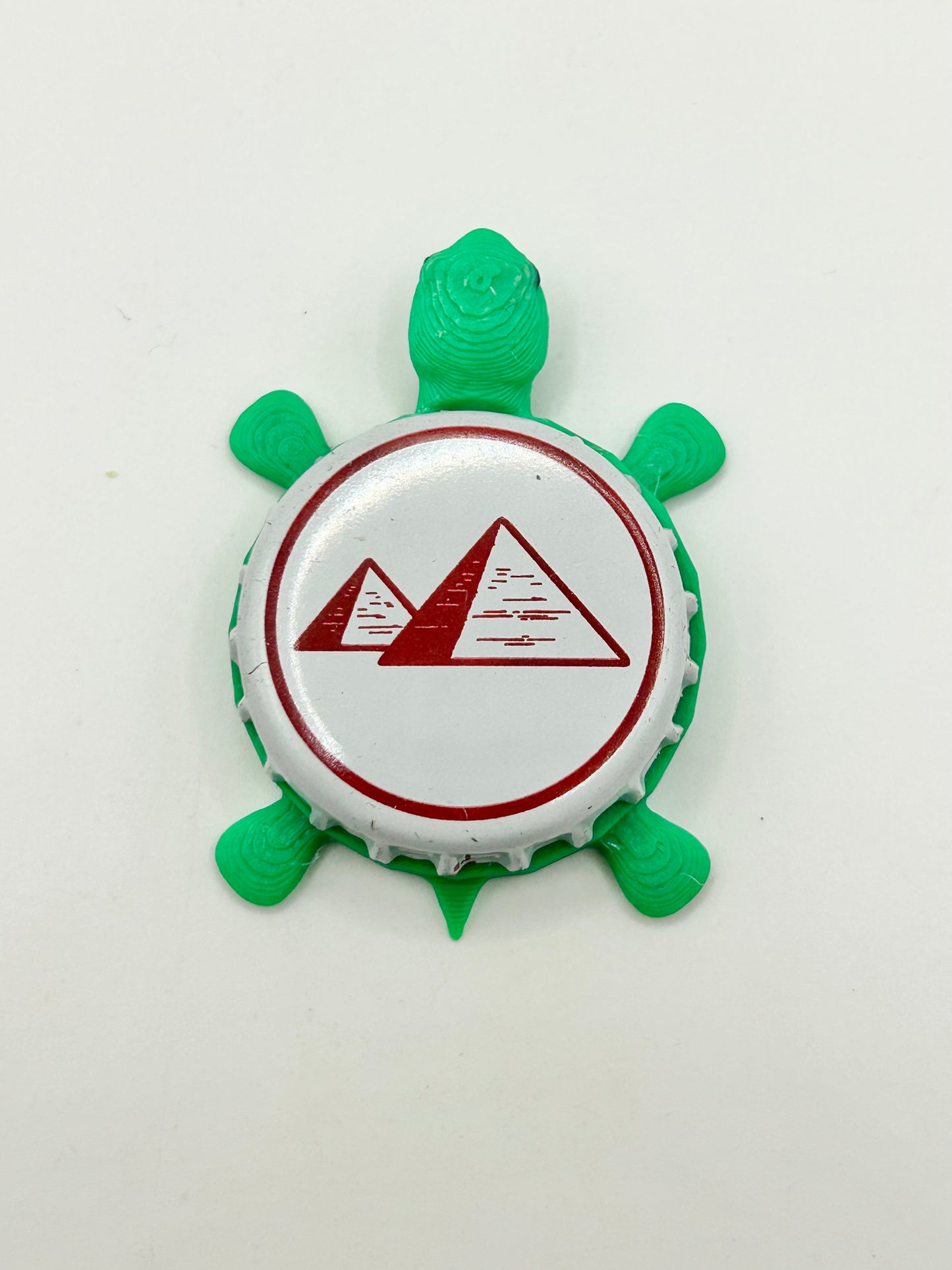 Pyramid Brewing (White and Red) - Bottle Cap Magnet Turtle