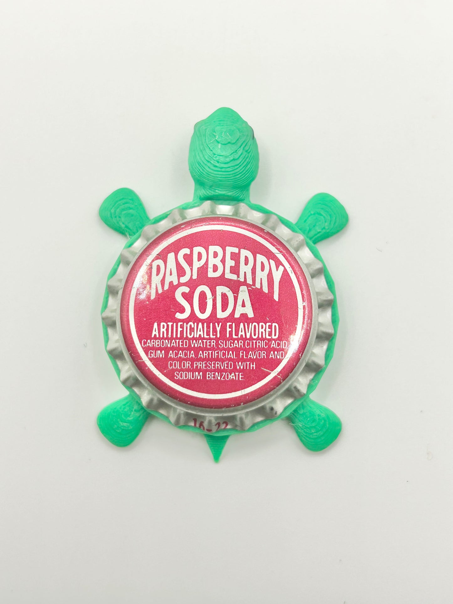 Raspberry Soda (Bright Background) - Bottle Cap Magnet Turtle