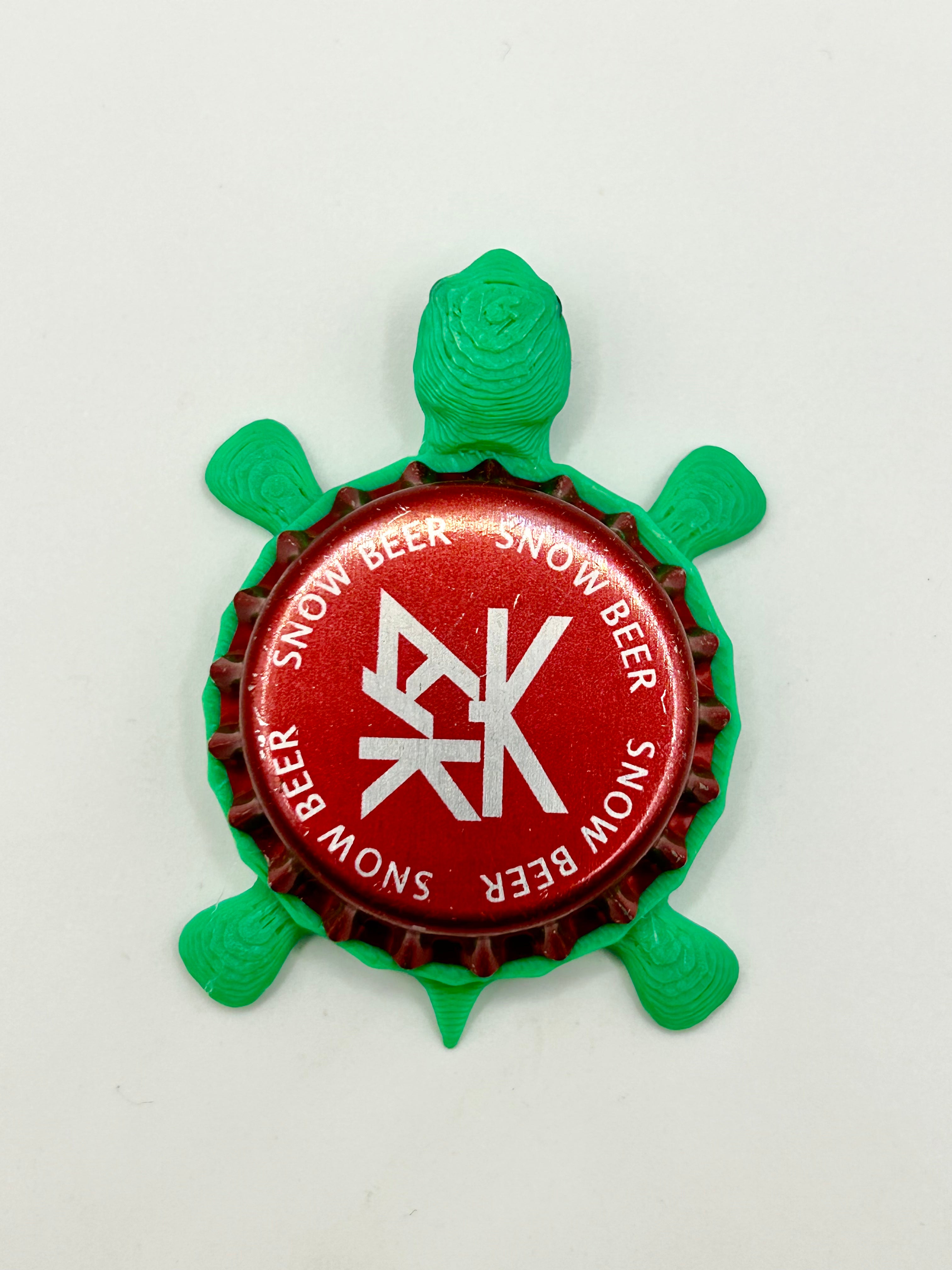 Snow Beer (Chinese Lager) - Bottle Cap Magnet Turtle – Shell Shocked Art