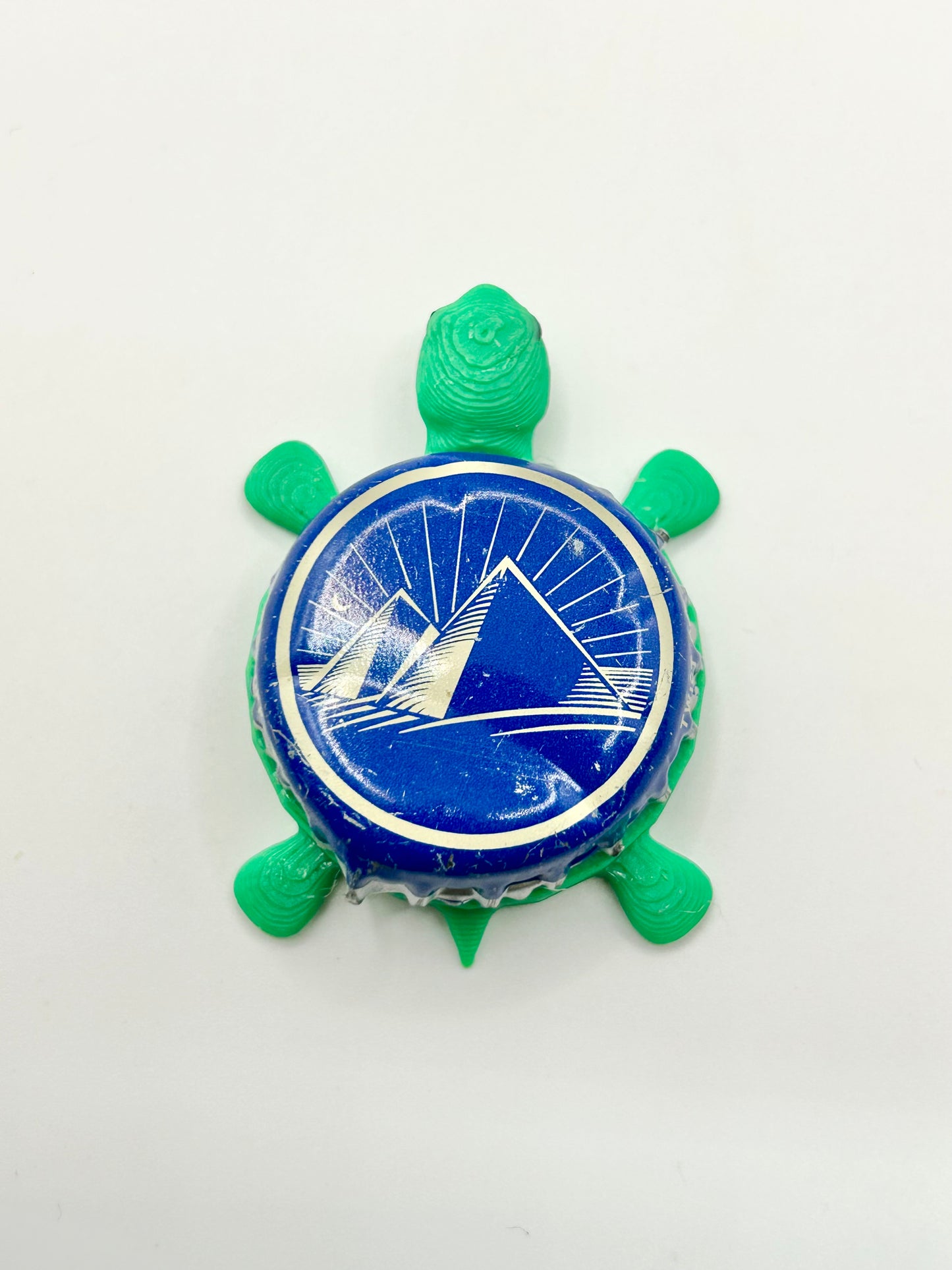 Pyramid Brewing (Blue) - Bottle Cap Magnet Turtle