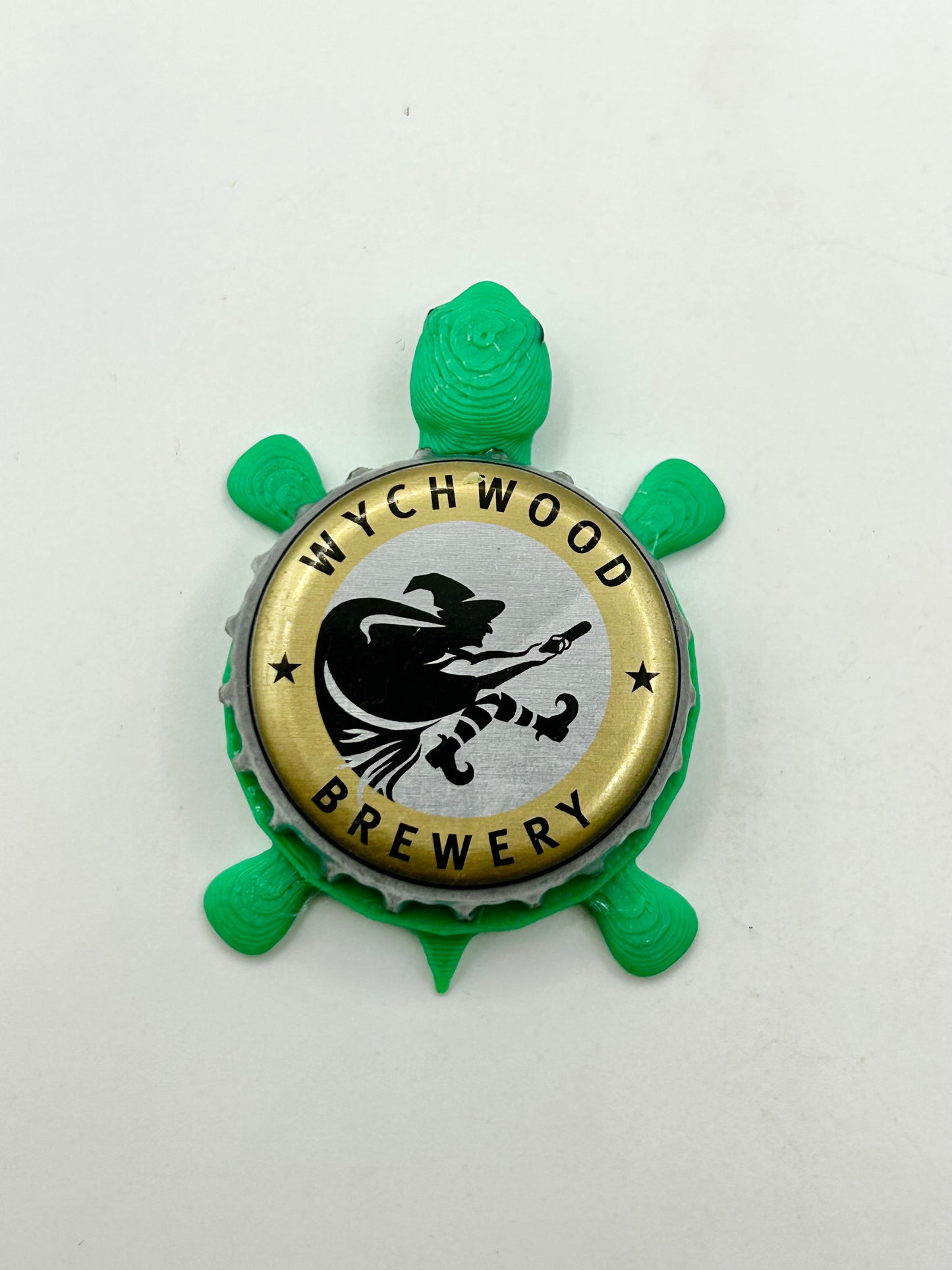 Wychwood Brewery (Gold) - Bottle Cap Magnet Turtle