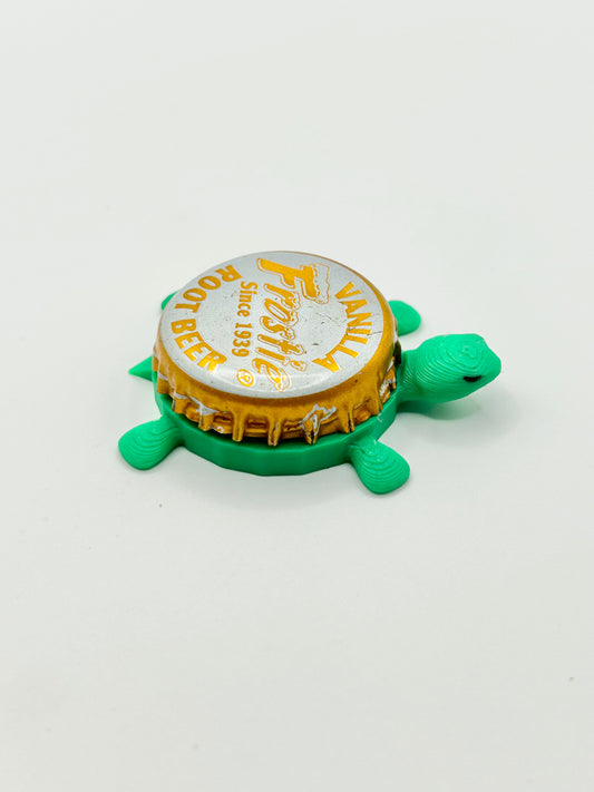 Frostie Vanilla Root Beer Soda - Bottle Cap Magnet Turtle
