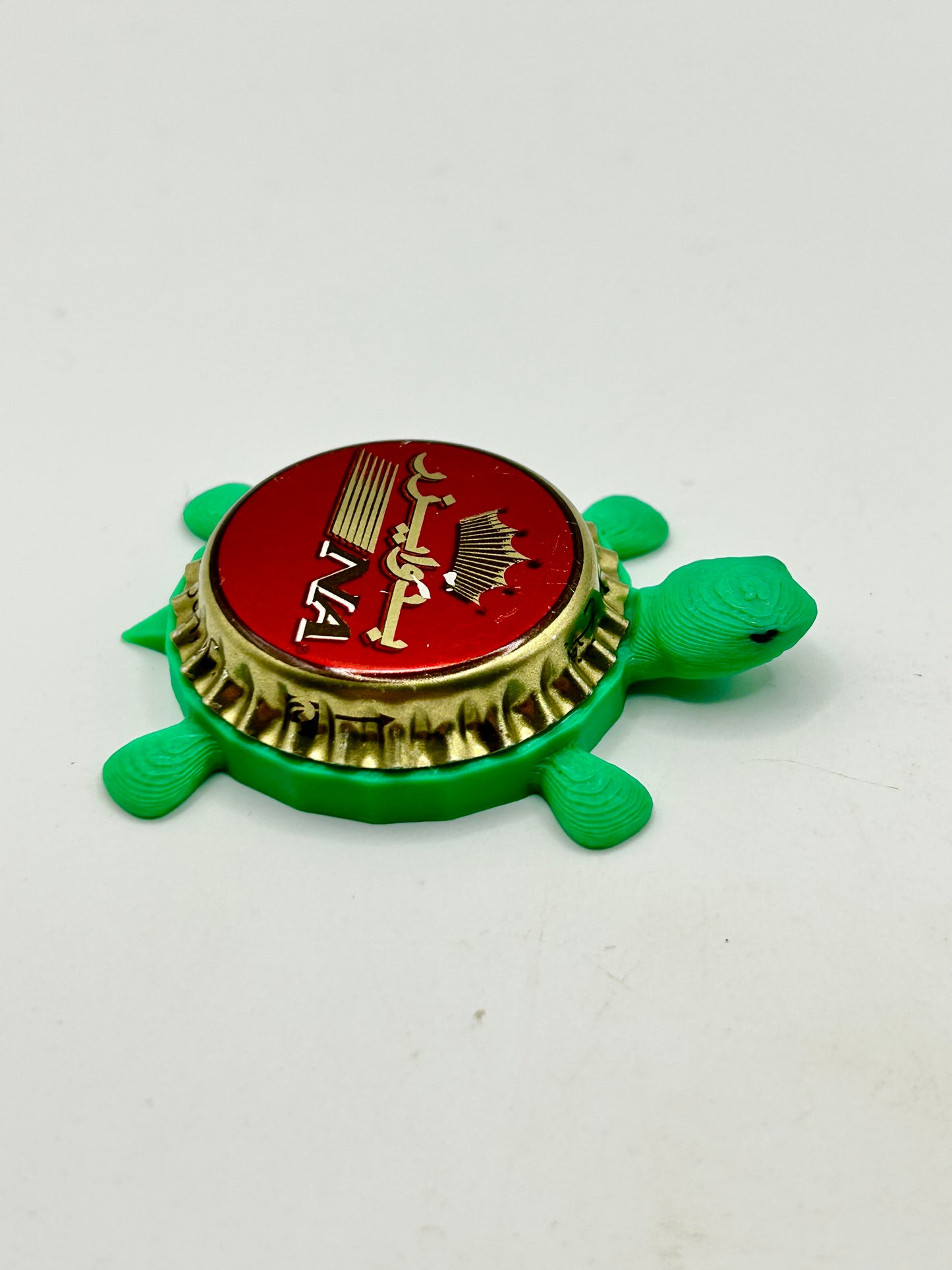 Budweiser (NA) - Bottle Cap Magnet Turtle Shell Shocked Art