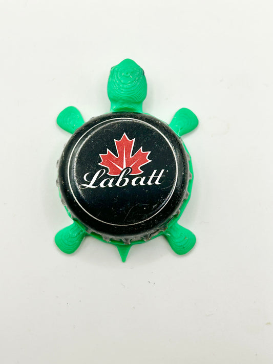 Labatt Blue (Black) - Bottle Cap Magnet Turtle