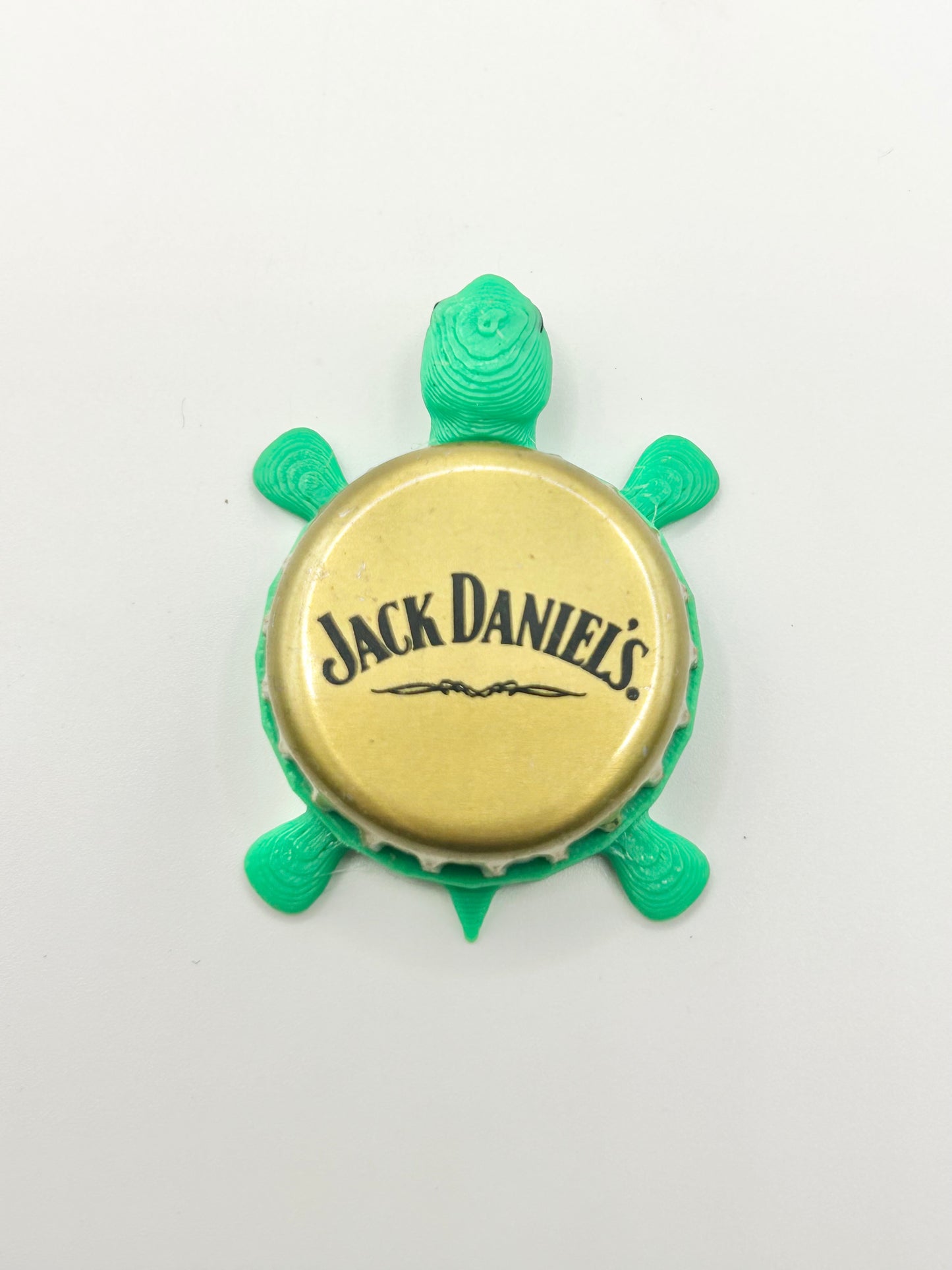 Jack Daniel’s (Gold) - Bottle Cap Magnet Turtle