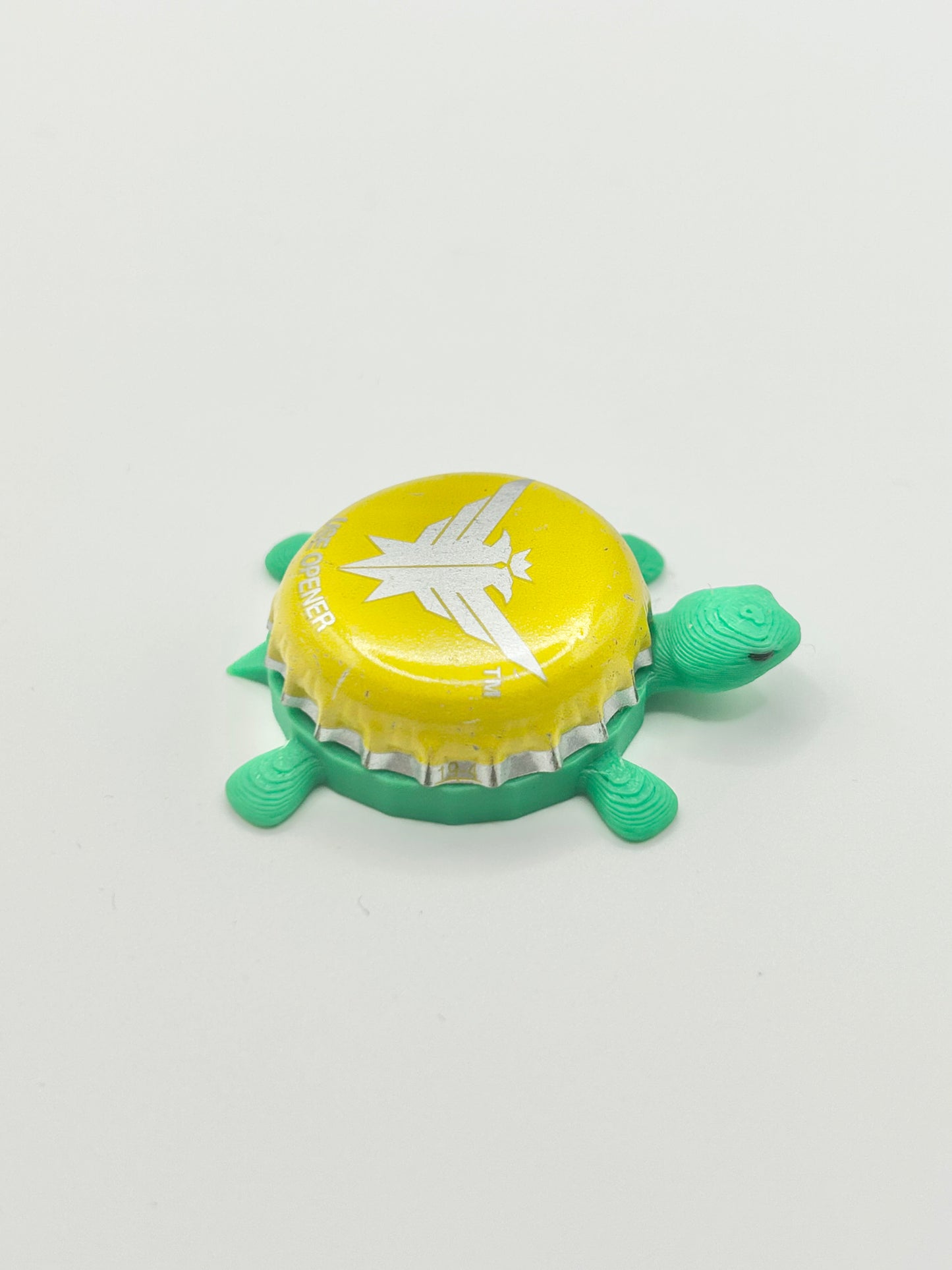 Smirnoff Eagle (Yellow) - Bottle Cap Magnet Turtle