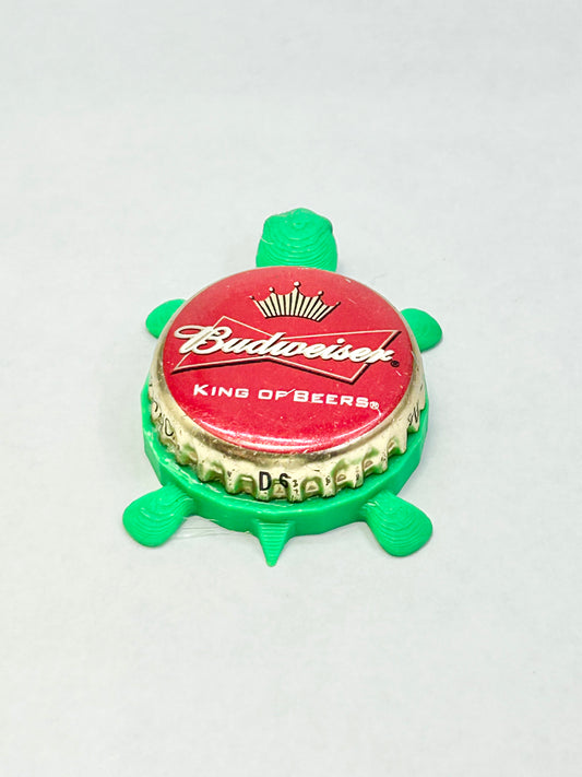 Budweiser King of Beers - Bottle Cap Magnet Turtle