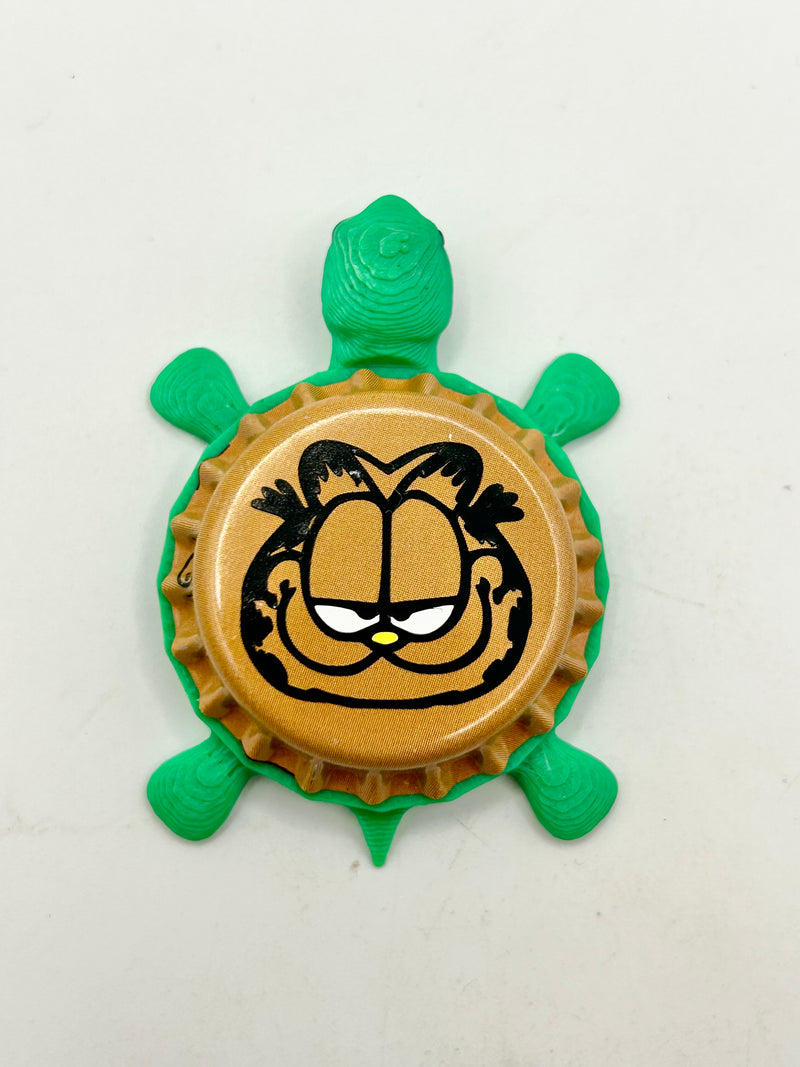 Garfield - Bottle Cap Magnet Turtle Shell Shocked Art