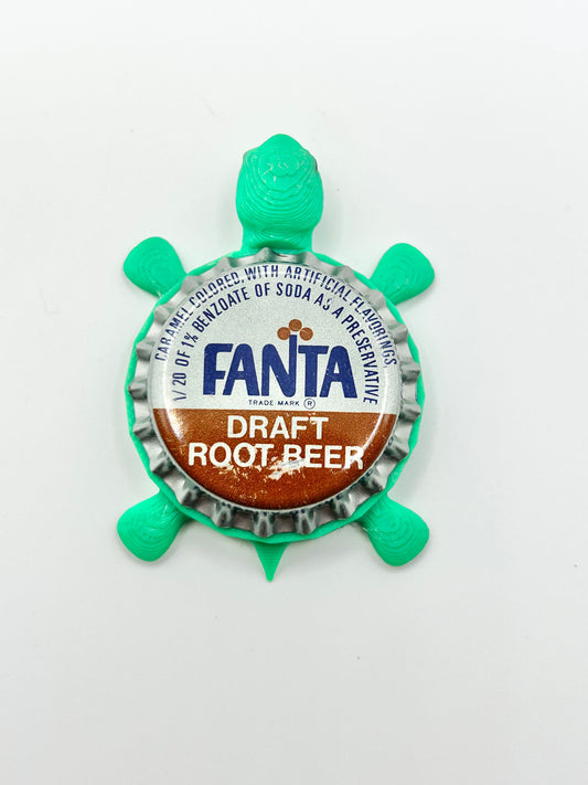 Fanta Root Beer (Vintage 2) - Bottle Cap Magnet Turtle