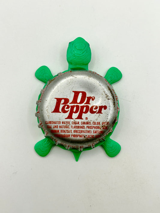Dr Pepper Soda (Vintage) - Bottle Cap Magnet Turtle