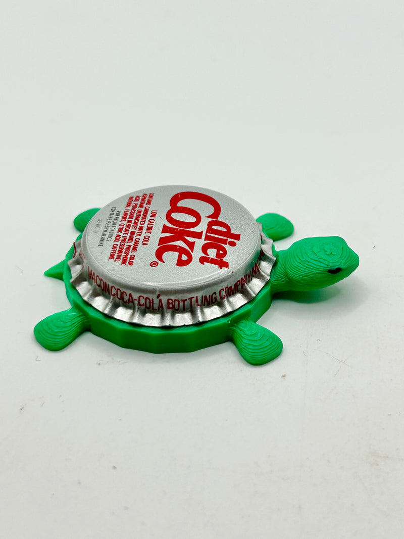 Diet Coke (Vintage, Italic) - Bottle Cap Magnet Turtle