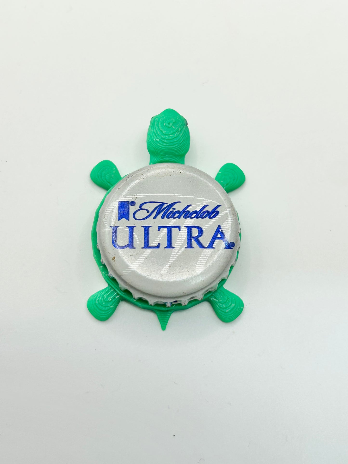 Michelob Ultra (All Blue) - Bottle Cap Magnet Turtle