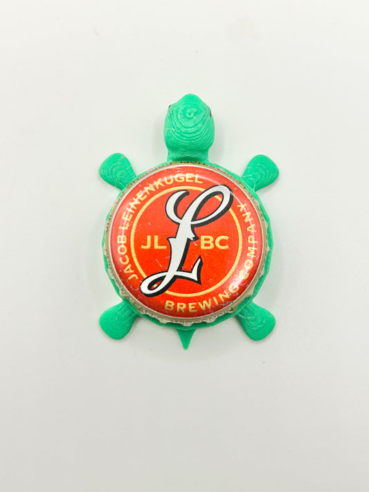 Leinenkugel's Red (L Letter Design) - Bottle Cap Magnet Turtle