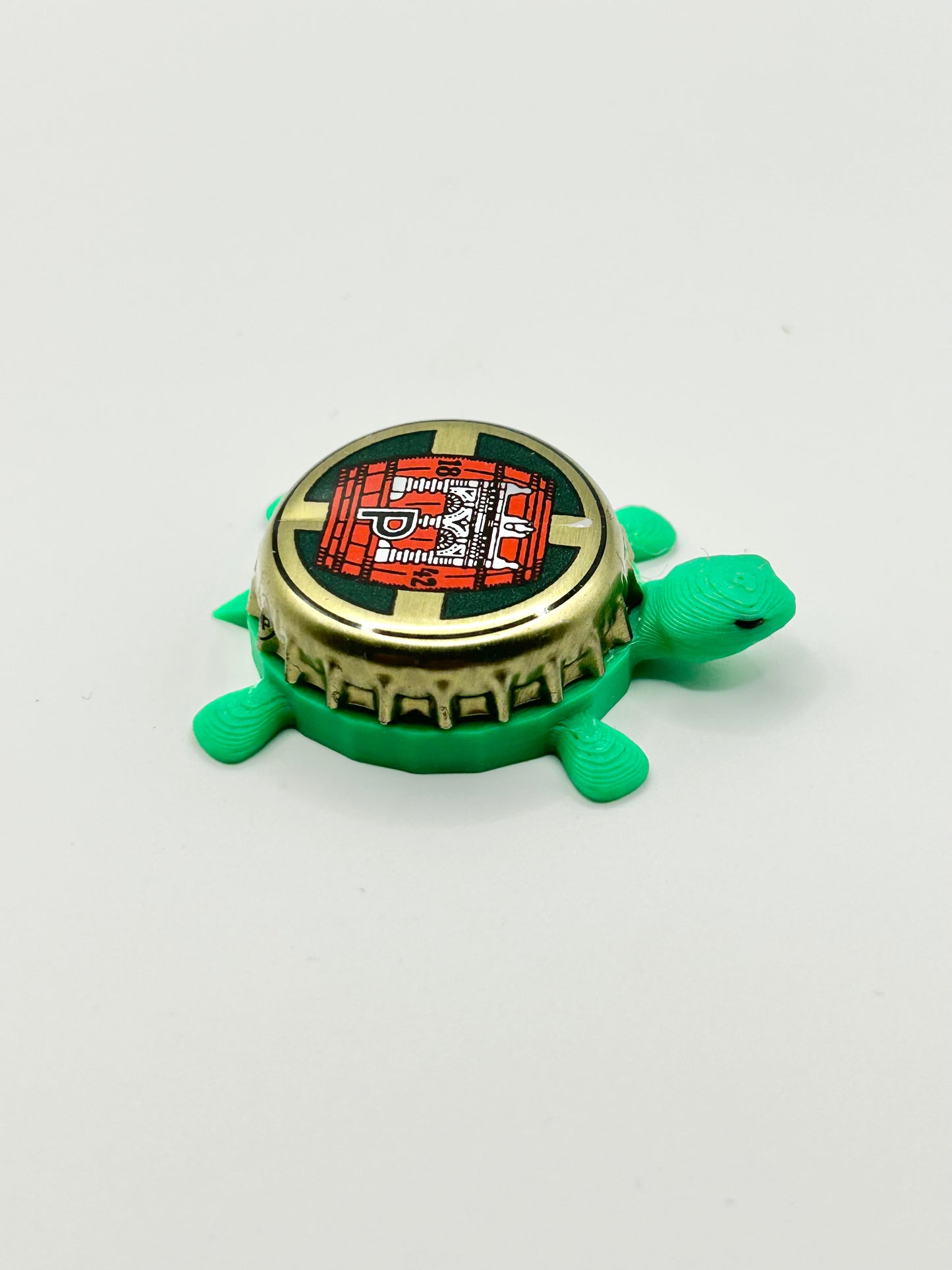 Pilsner Urquell (Barrel Design) - Bottle Cap Magnet Turtle