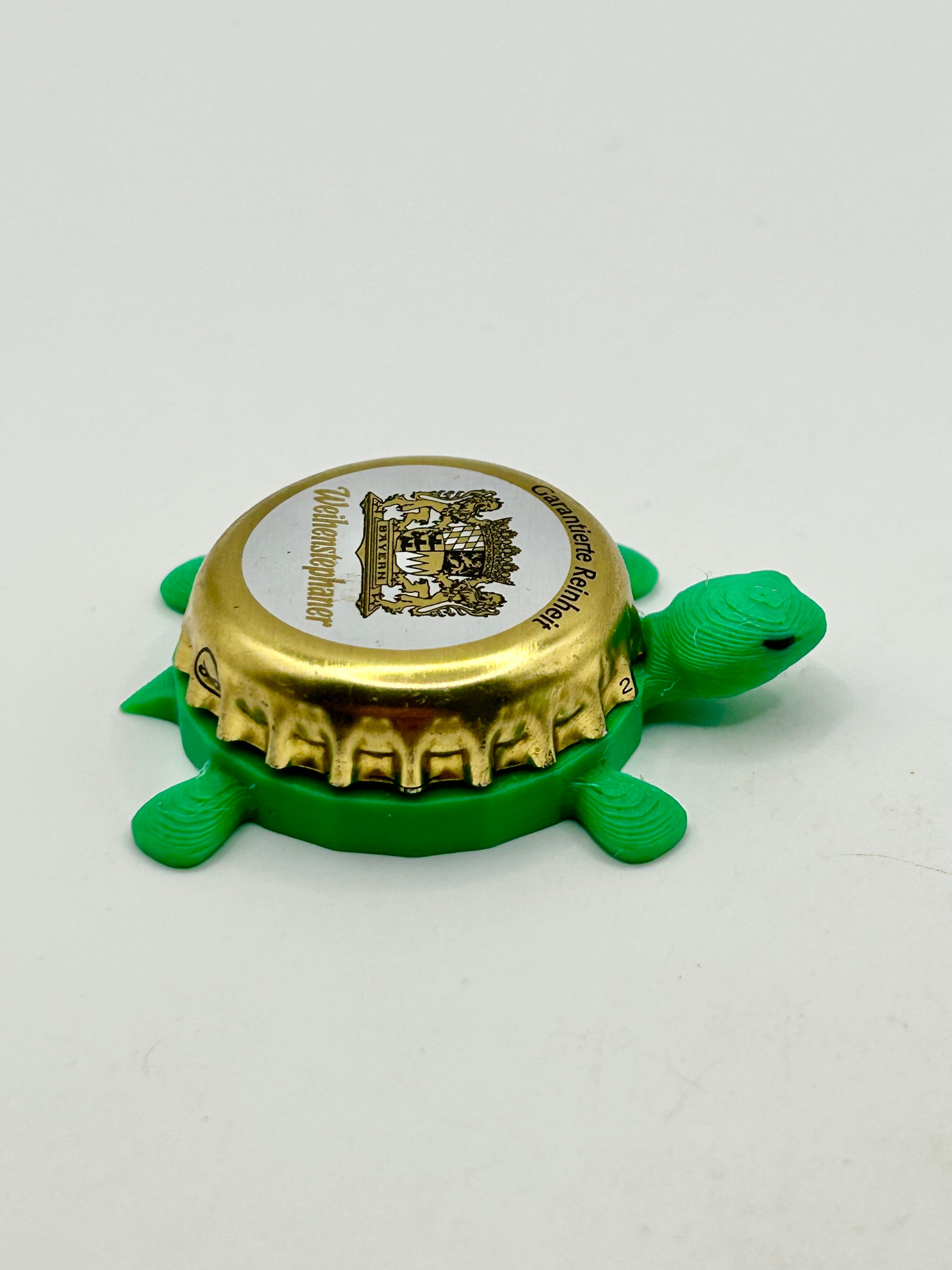Weihenstephaner (Gold Border) - Bottle Cap Magnet Turtle Shell Shocked Art