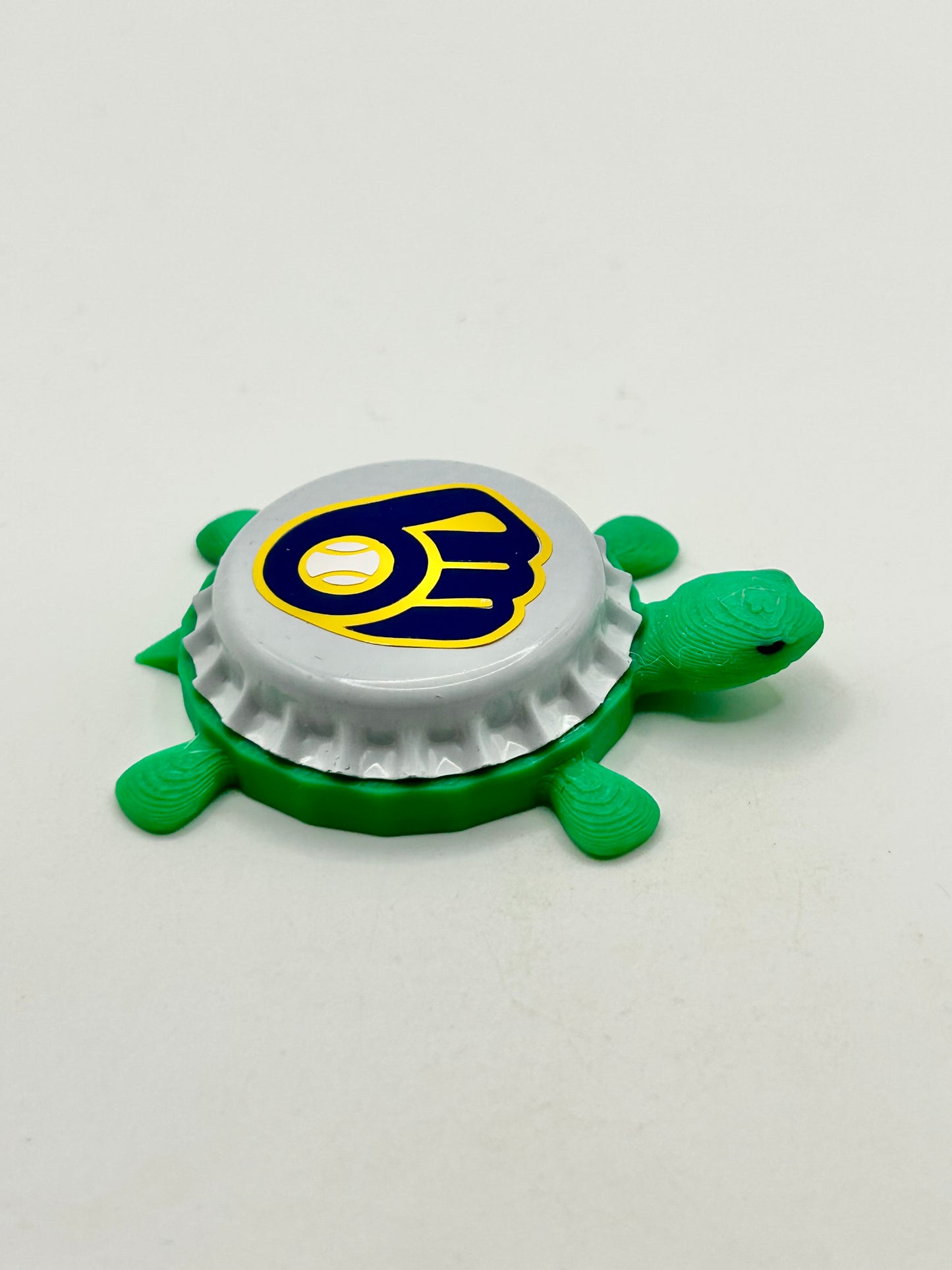 Milwaukee Brewers - Bottle Cap Magnet Turtle