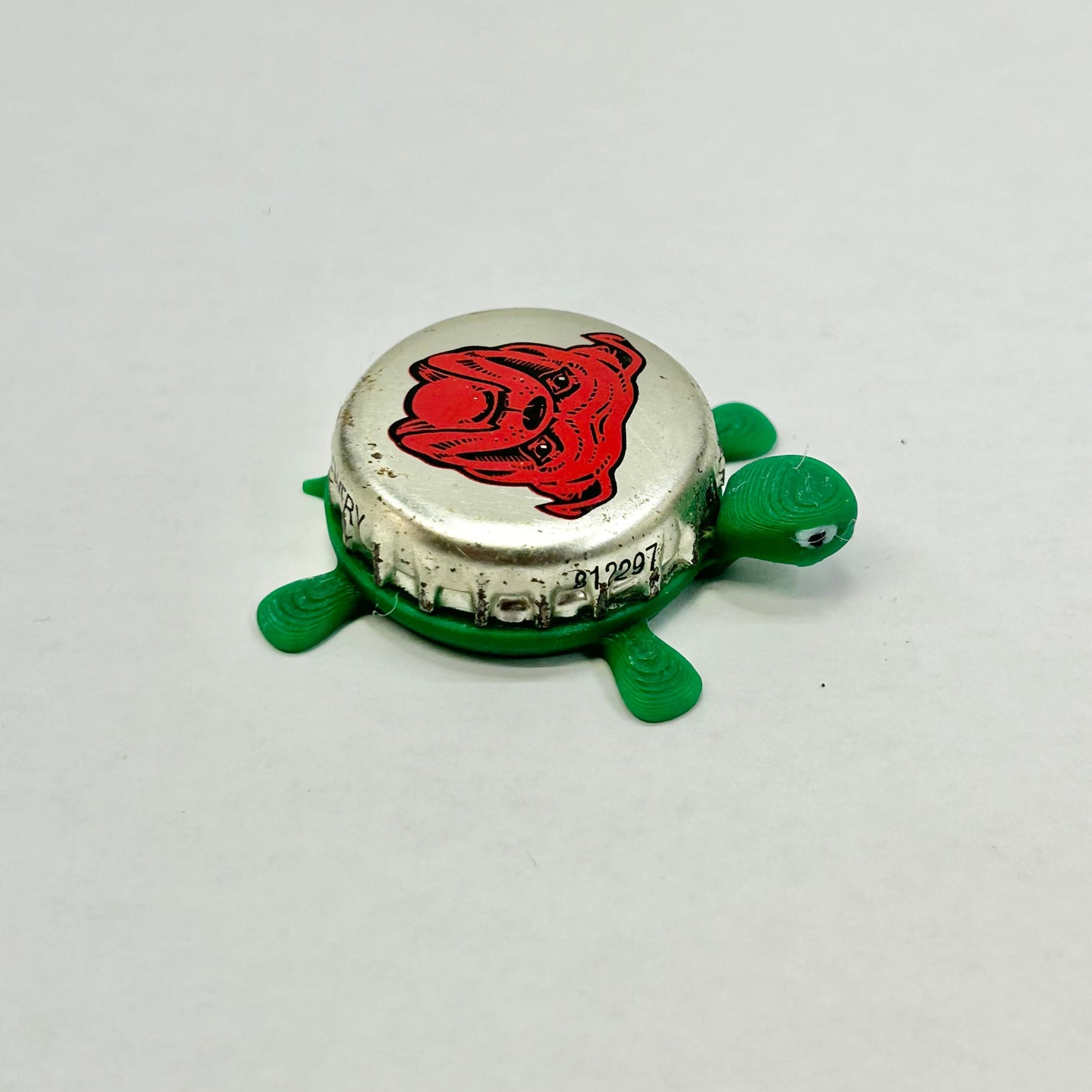 Red Dog Plank Road Brewery - Bottle Cap Magnet Turtle