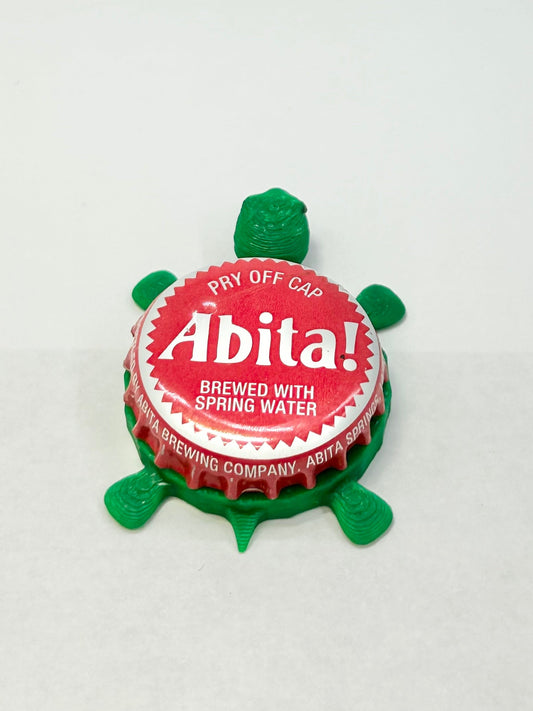 Abita Beer (Red Cap) - Bottle Cap Magnet Turtle