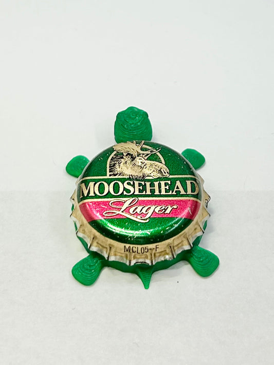 Moosehead Lager (Vintage) - Bottle Cap Magnet Turtle